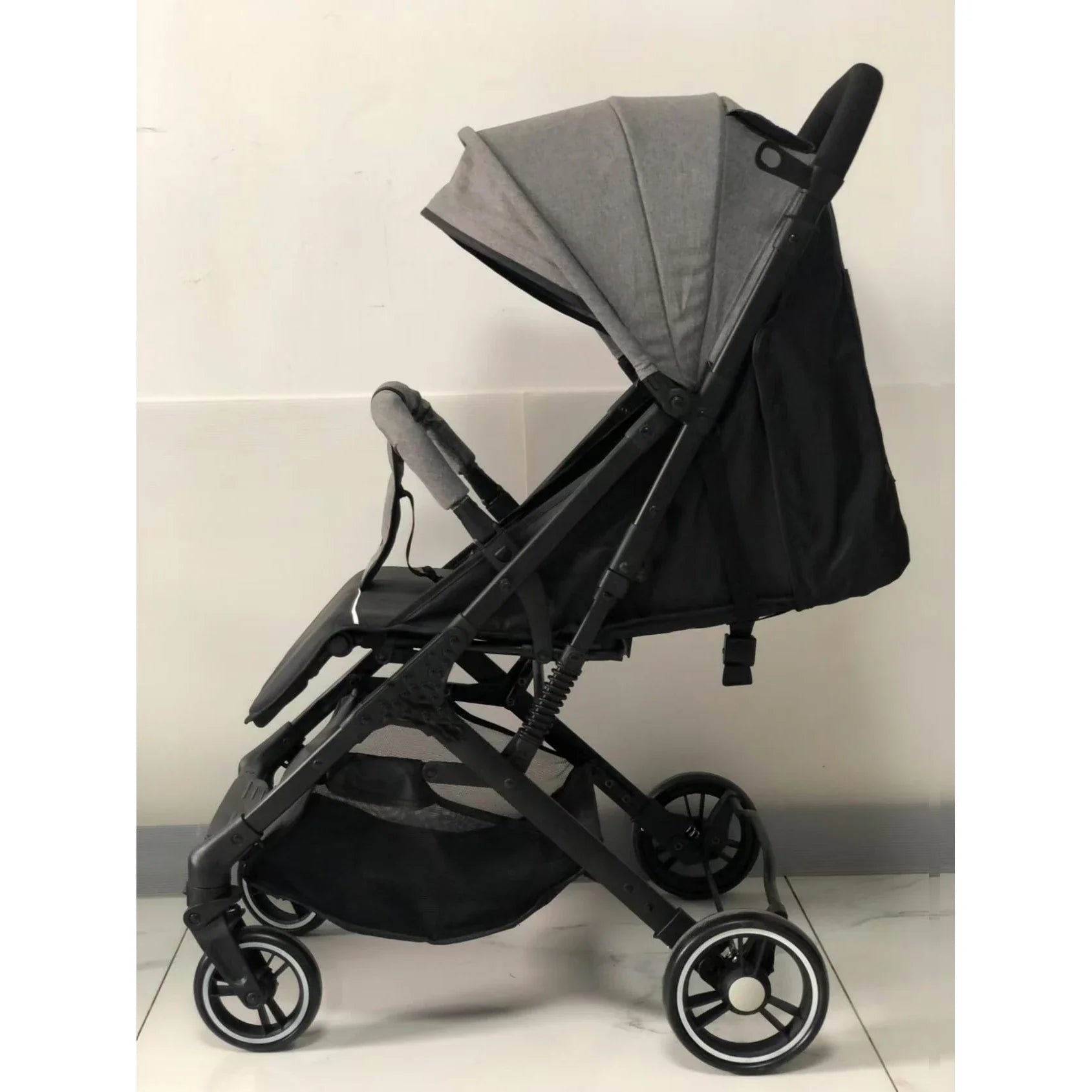 KTX-445075 Lightweight Double Baby Stroller - Portable Easy-Fold Pram with Iron Frame for Travel