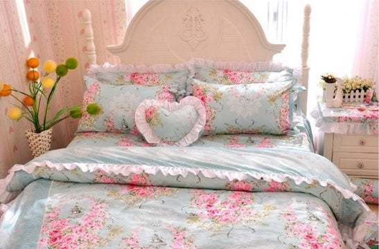 KTX-475667 Princess Style Summer Lace Four-Piece Duvet Cover Set for Various Bed Sizes