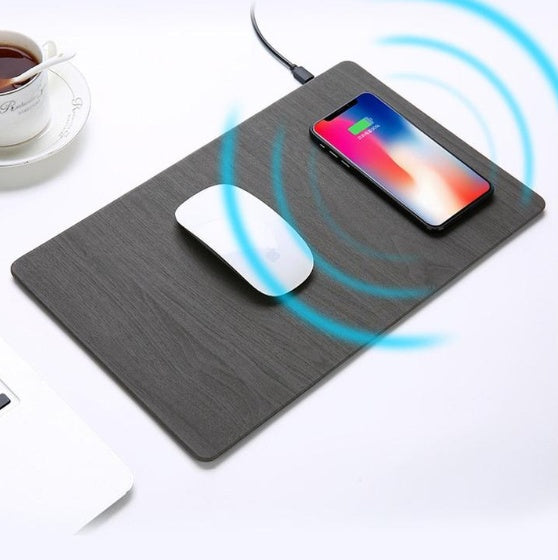 KTX-480019 Aluminum Alloy Wireless Charger Mouse Pad with Non-Slip Base and Protection Features