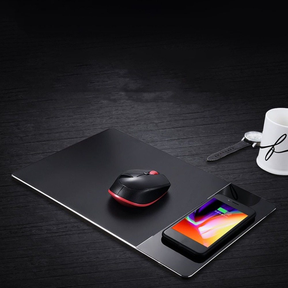 KTX-480019 Aluminum Alloy Wireless Charger Mouse Pad with Non-Slip Base and Protection Features