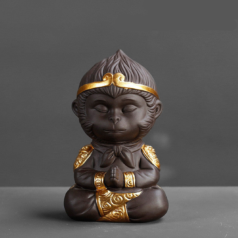KTX-482195 Chinese Purple Clay Kung Fu Tea Pet Monkey King Decoration for Home and Tea Tray