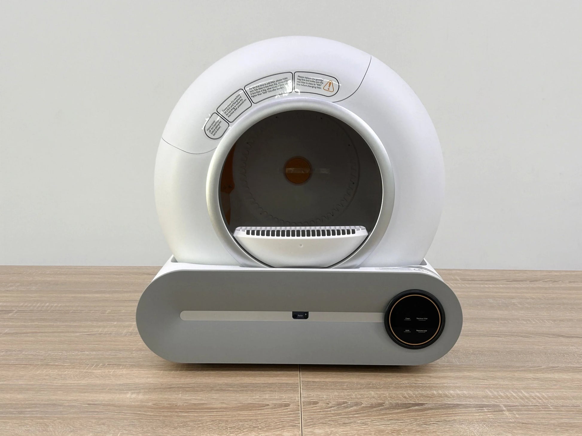 KTX-482707 Intelligent Self-Cleaning Cat Litter Box with Smart Monitoring and Eco-Friendly Design, 65L Capacity