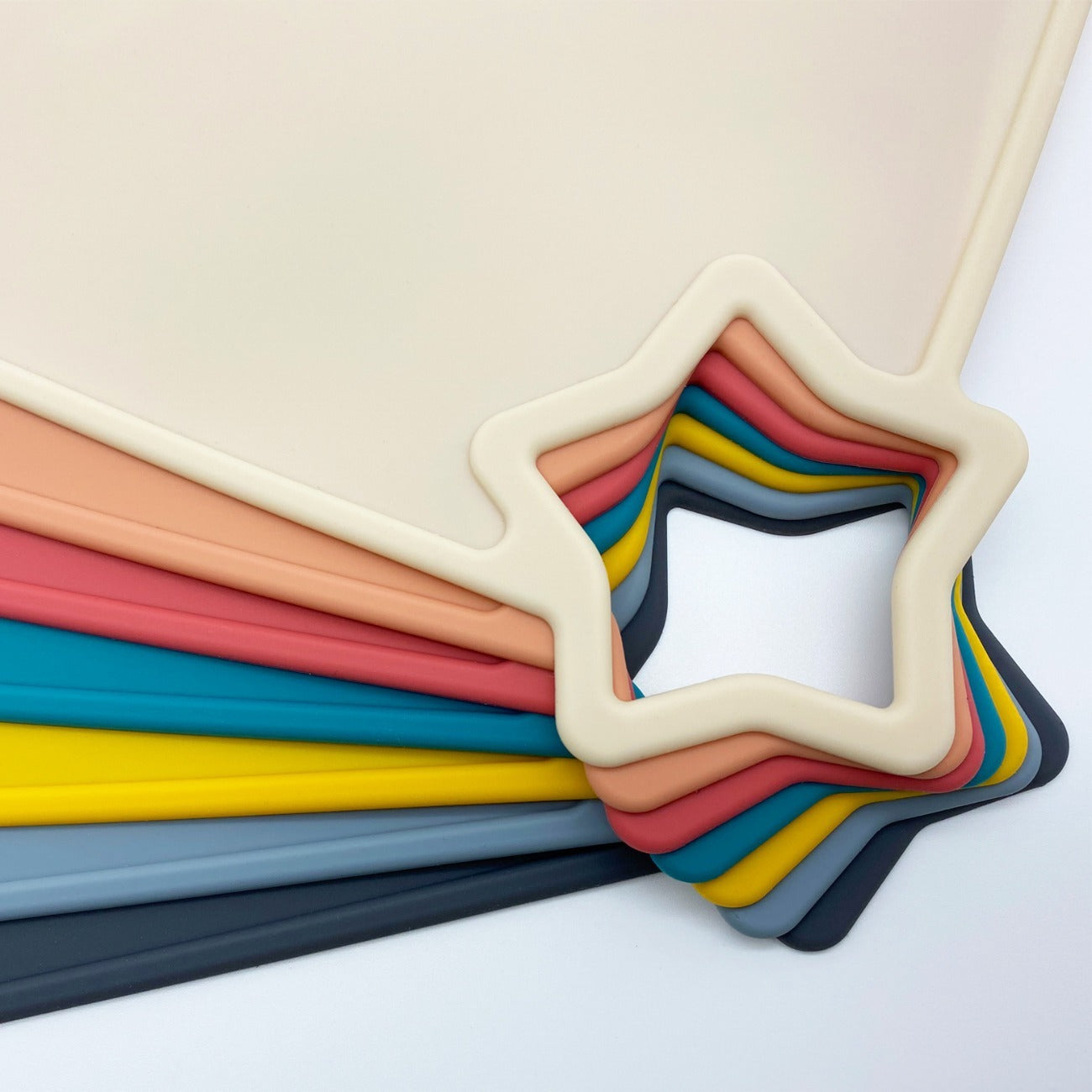 KTX-490067 Solid Color Silicone Placemat for Children - Non-Slip, Food Grade, Easy to Clean