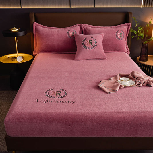 KTX-496723 Heavyweight Solid Color Class A Anti-Static Milk Fiber Fitted Sheet with Pillowcases - Multiple Sizes Available