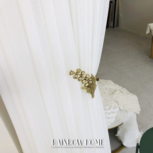 KTX-498771 Lily Little Angel Wings Brass Curtain Hooks with Decorative Leaf and Flower Designs