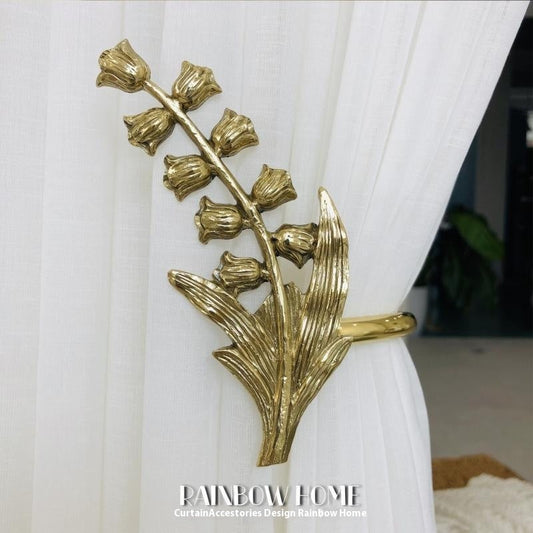 KTX-498771 Lily Little Angel Wings Brass Curtain Hooks with Decorative Leaf and Flower Designs