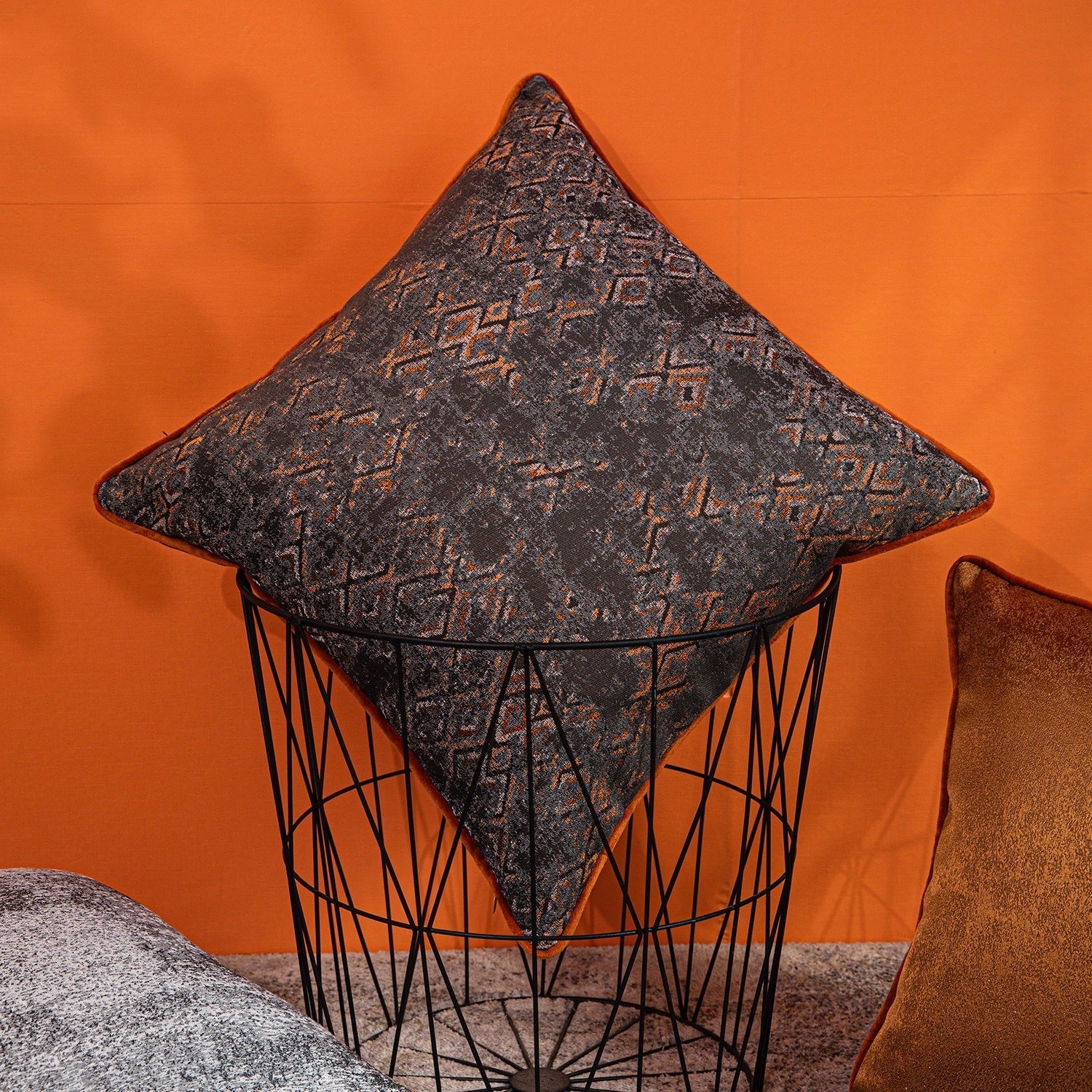 KTX-502483 Solid Color Abstract Plant Pattern Jacquard Pillow Cushion