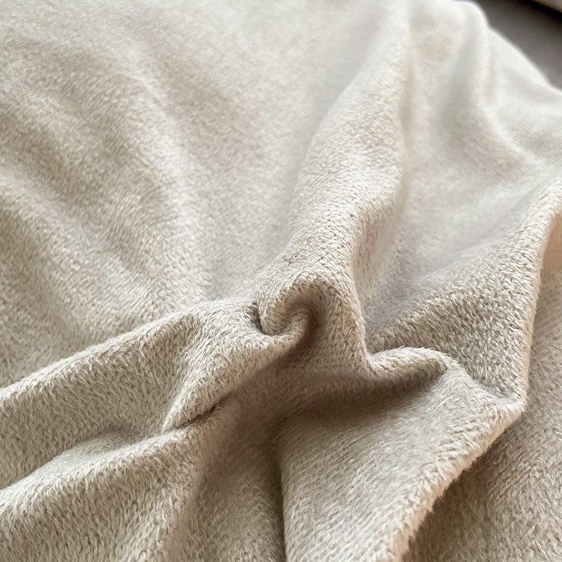 KTX-513043 Cotton and Velvet Four-Piece Bed Set for Autumn and Winter with Stylish Prints