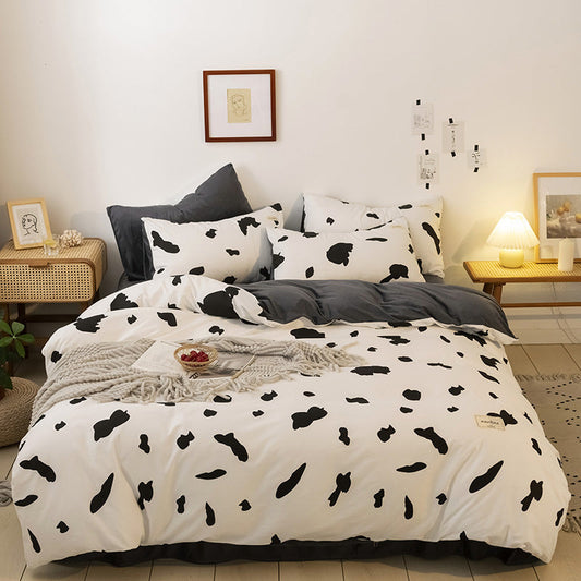 KTX-513043 Cotton and Velvet Four-Piece Bed Set for Autumn and Winter with Stylish Prints