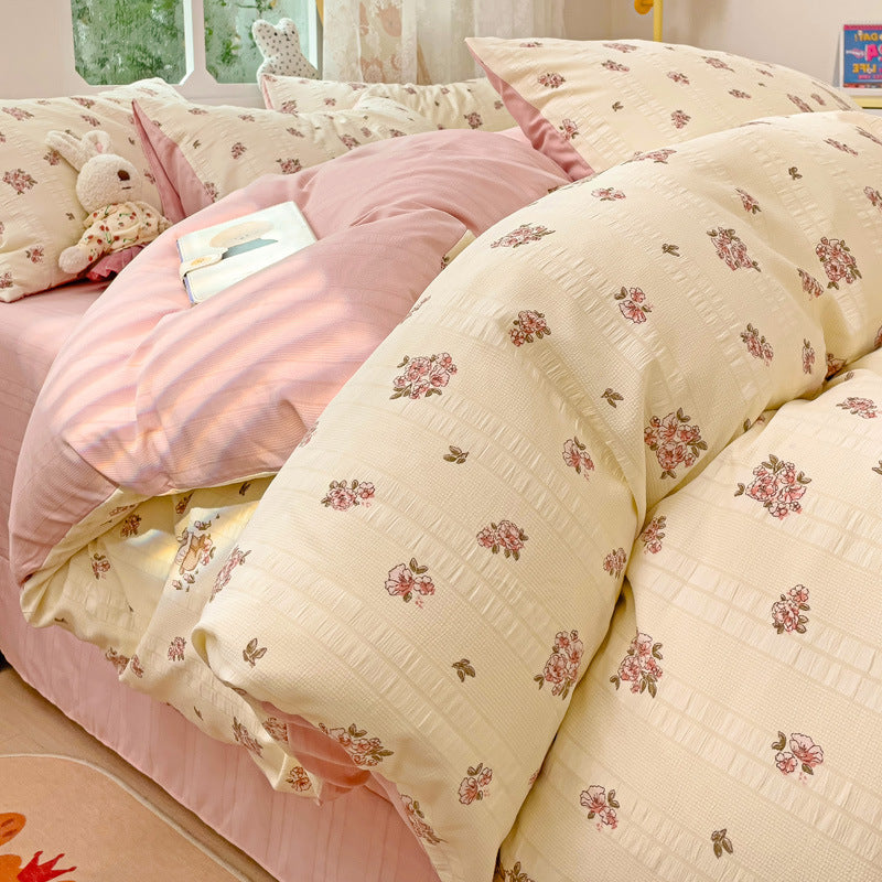 KTX-513683 Cotton Four-Piece Bedding Set with Plant and Flower Patterns, Available in Multiple Sizes