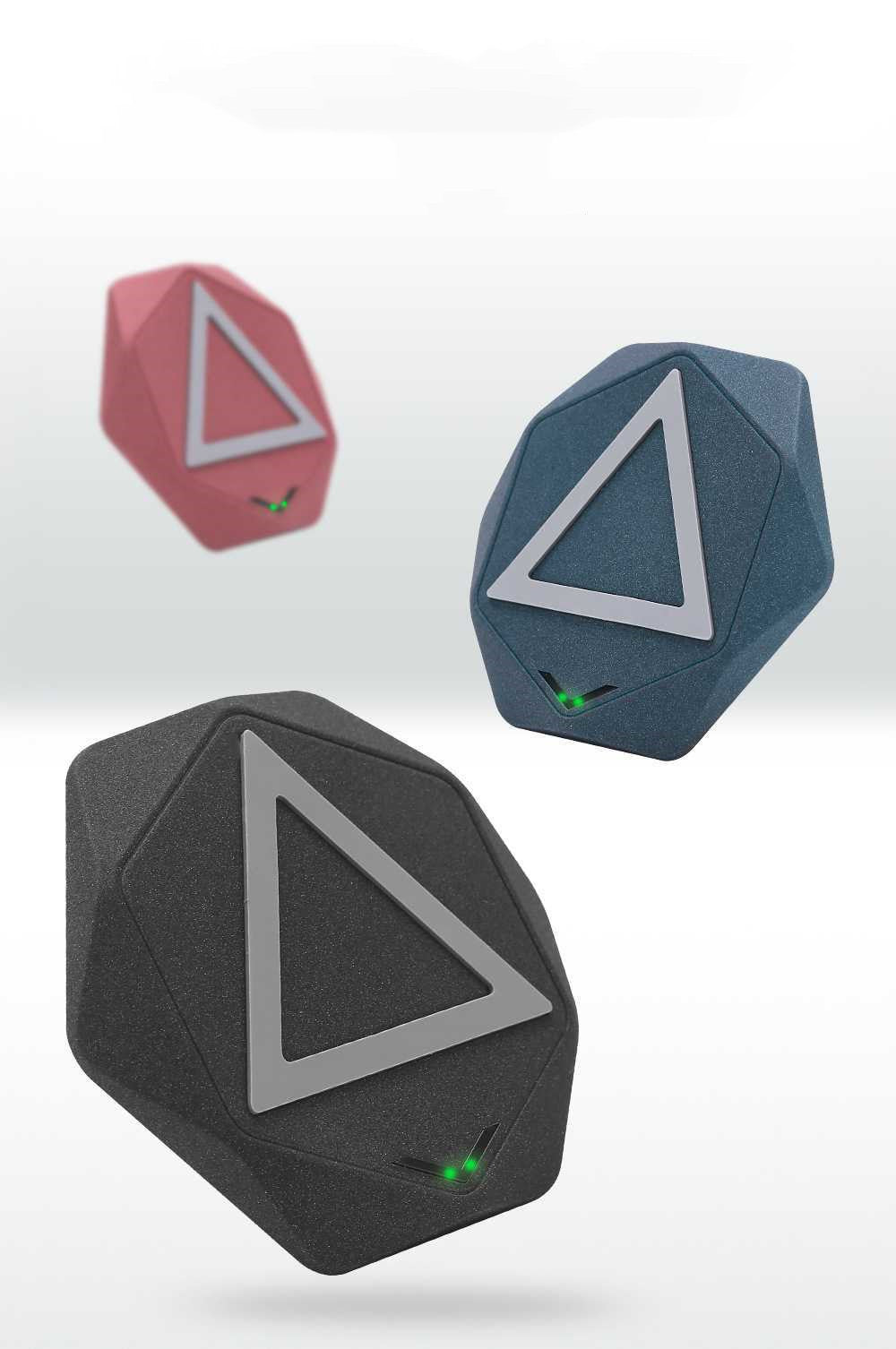 KTX-513939 Frosted Black Wireless Charger with Micro USB Interface and 7.5V Output