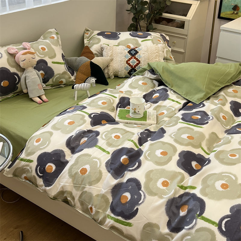 KTX-516179 Whimsical Cartoon Anime Washed Cotton Bed Sheet Quilt Cover Set - Four-Piece with Pillowcases