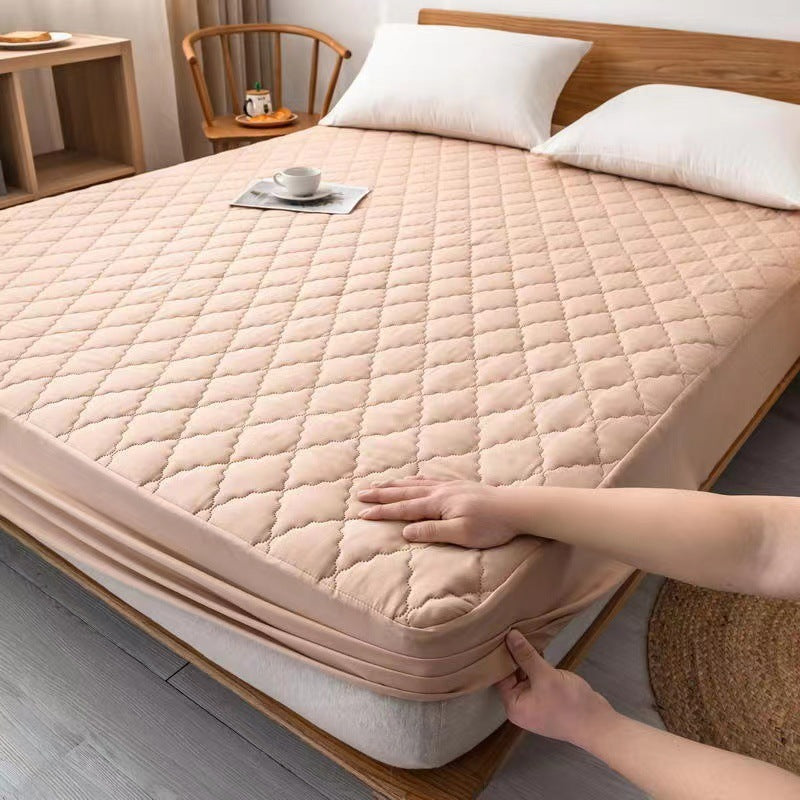 KTX-518291 Waterproof Mattress Protector with Geometric Pattern - Dust and Urine-Proof Bedspread for 5-25cm Mattresses