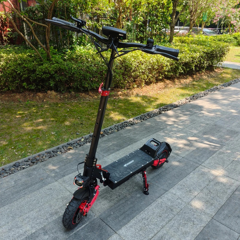 KTX-523283 Electric Scooter with 1600W Motor, 48V18Ah Battery, 50km/h Speed, Dual Suspension, App Control, Foldable Design, 120kg Capacity