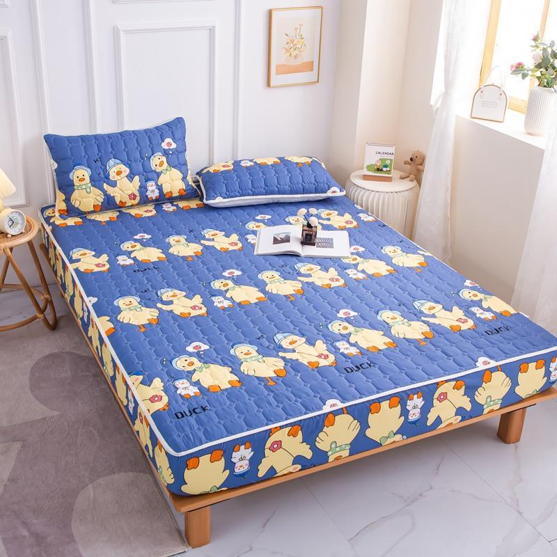KTX-530643 Cotton Covered Anti-Slip Cartoon Fitted Sheet with Floral Design