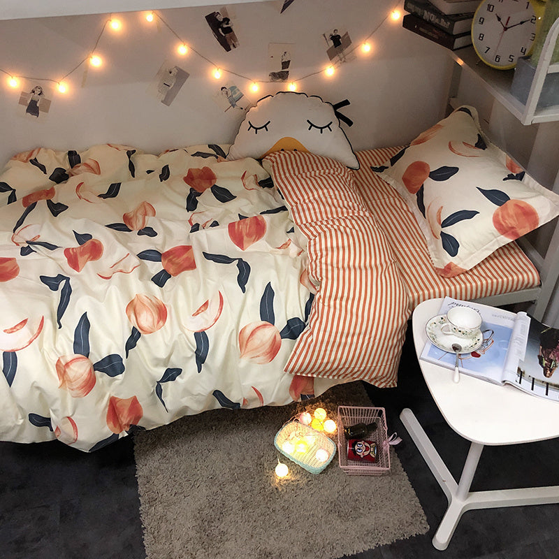 KTX-535251 Four-Piece Japanese Bedding Set with Floral Design - Polyester Quilt, Bed Sheets, and Pillowcases