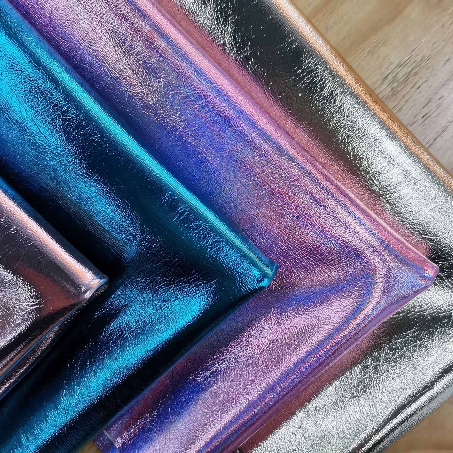 KTX-537427 PU Environmental Protection Leather in OK324 Color, 1.2 mm Thickness, 137 cm Width