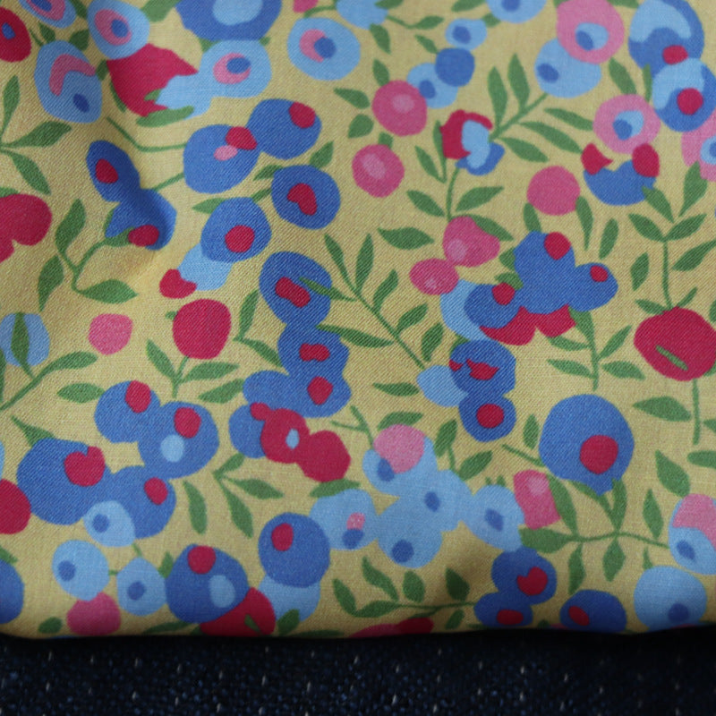 KTX-553235 Digital Printed Cotton Fabric for Women's Apparel - 100% Cotton, 145cm Width