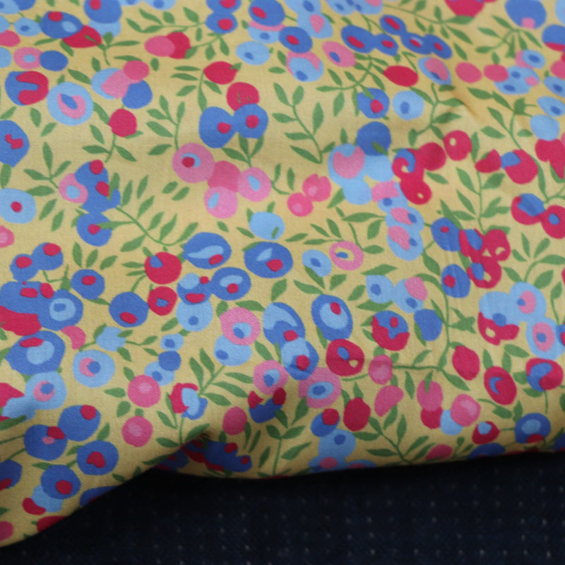 KTX-553235 Digital Printed Cotton Fabric for Women's Apparel - 100% Cotton, 145cm Width