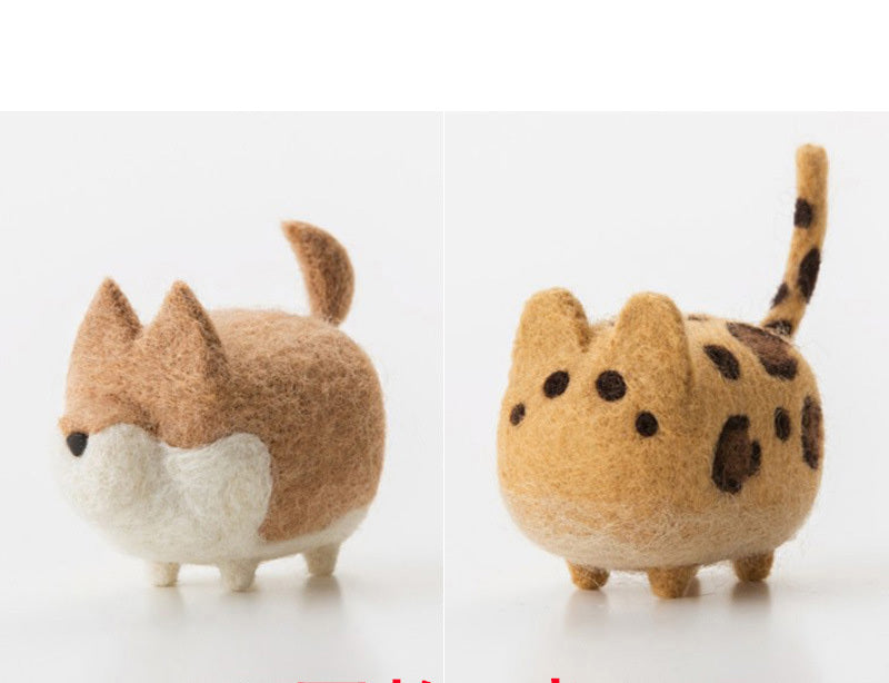 KTX-554387 DIY Cartoon Wool Felt Doll Kit with Accessories for Kids – Non-Finished Needle Felting Projects