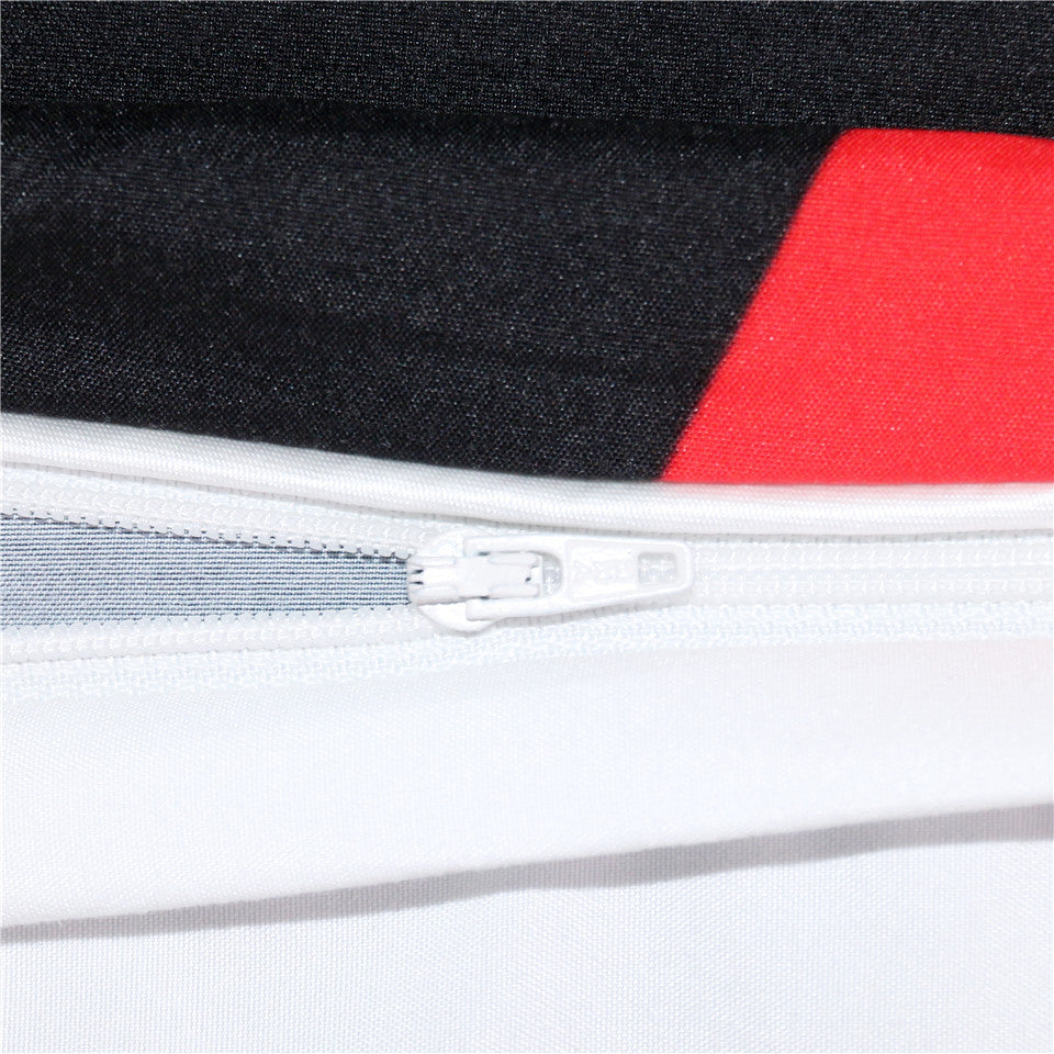 KTX-555859 Red and Black Bulldog Design Bedding Set - 3-Piece Polyester Collection for Various Bed Sizes