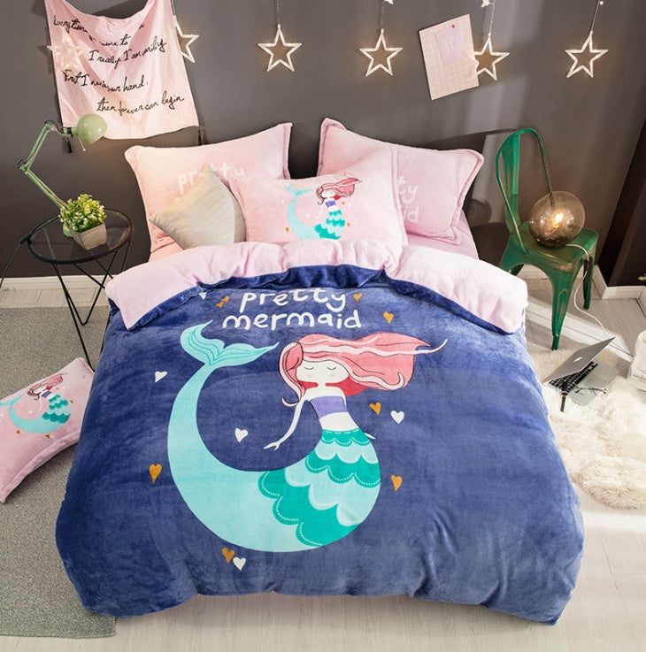 KTX-556179 Flannel Four-Piece Bedding Set in All-Crafted Velvet with French Velvet Printing