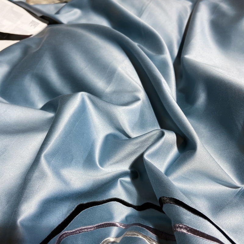 KTX-559315 Four-Piece Set of 100% Long-Staple Cotton Bedding for 1.5m and 1.8m Beds, Embroidered Design