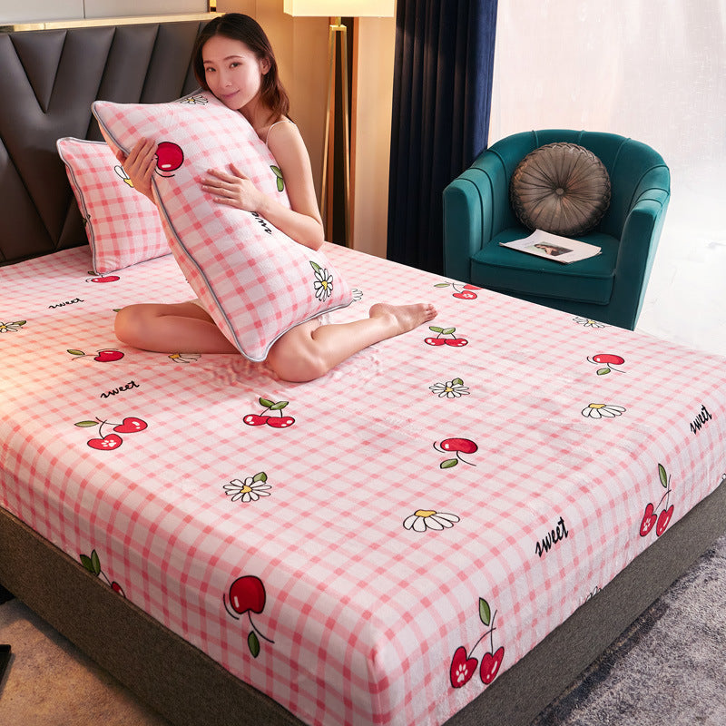 KTX-560147 Luxurious Golden Sable Flannel Mattress Cover - Single Velvet Bedspread for Winter Comfort