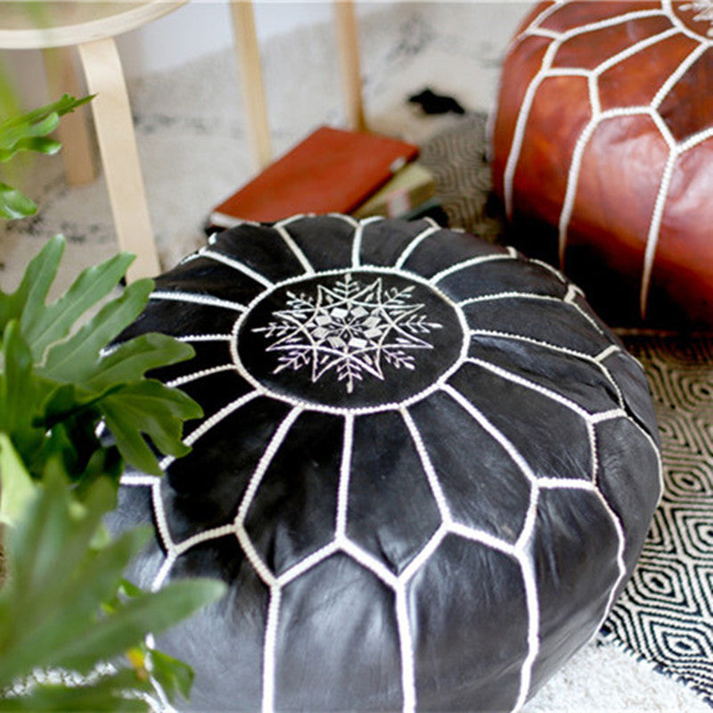 KTX-563539 Moroccan Hand-Embroidered Sheepskin Futon - 55" Diameter, American Country Style