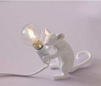 KTX-579347 Nordic Style Mouse Personality Mini Table Lamp for Children's Room and Dormitory