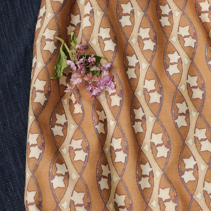 KTX-586003 Original Retro 100% Cotton Corduroy Fabric - 140cm Wide with 26 Stripes, Delicate Feel