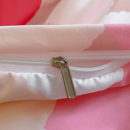 KTX-595219 Cartoon Girl Cotton Quilt Cover Set - Four-Piece Bedding Ensemble