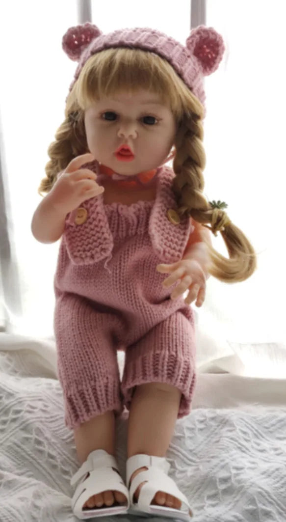 KTX-597203 Soft Silicone Reborn Baby Girl Doll - 55cm Realistic & Cuddly Toy