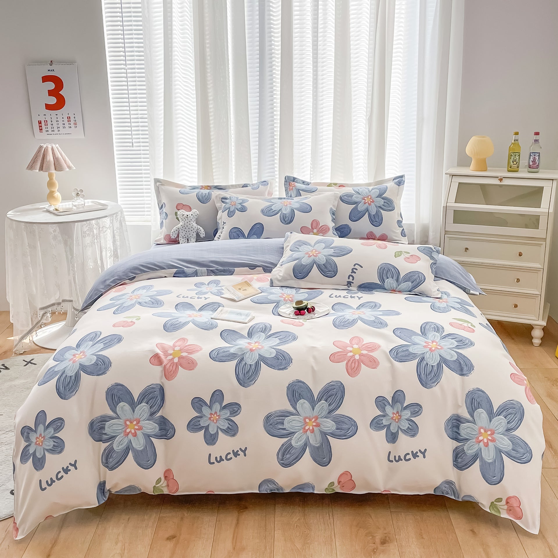 KTX-600147 Cotton 4-Piece Dormitory Bedding Set with Bed Sheet, Quilt Cover, and Pillowcases