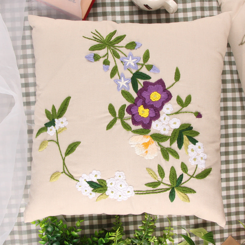 KTX-604179 Handmade Embroidery Material Package for Pillow Cover – Cotton Cloth, 42x42cm, Floral Patterns