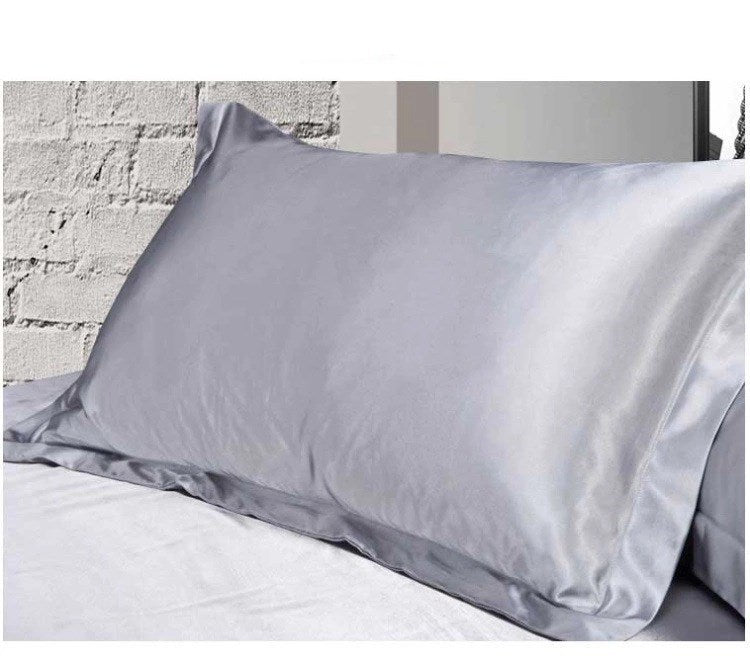 KTX-614483 Silk Satin Feel Single Pillowcase Made from Soft Polyester Fiber