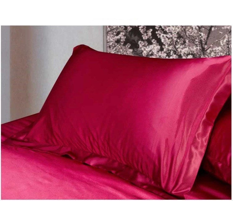 KTX-614483 Silk Satin Feel Single Pillowcase Made from Soft Polyester Fiber