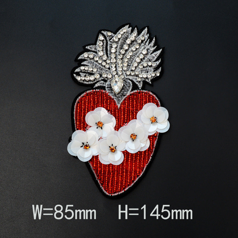 KTX-615315 Large Heart-shaped Cross Cloth Sticker for Shoes and Hats, Made from Durable Polyester