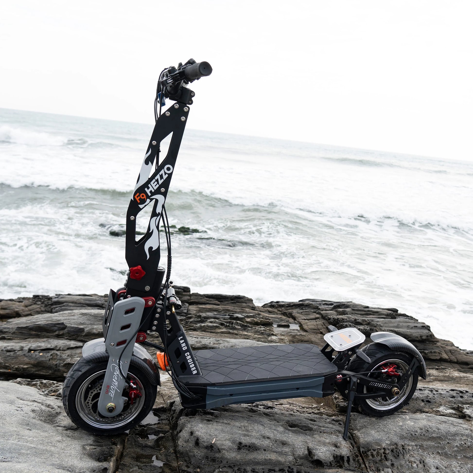 KTX-625043 High-Speed 12-Inch Dual Motor Off-Road Electric Scooter, 8000W, 40AH Battery, Foldable, 75KM/H Max Speed
