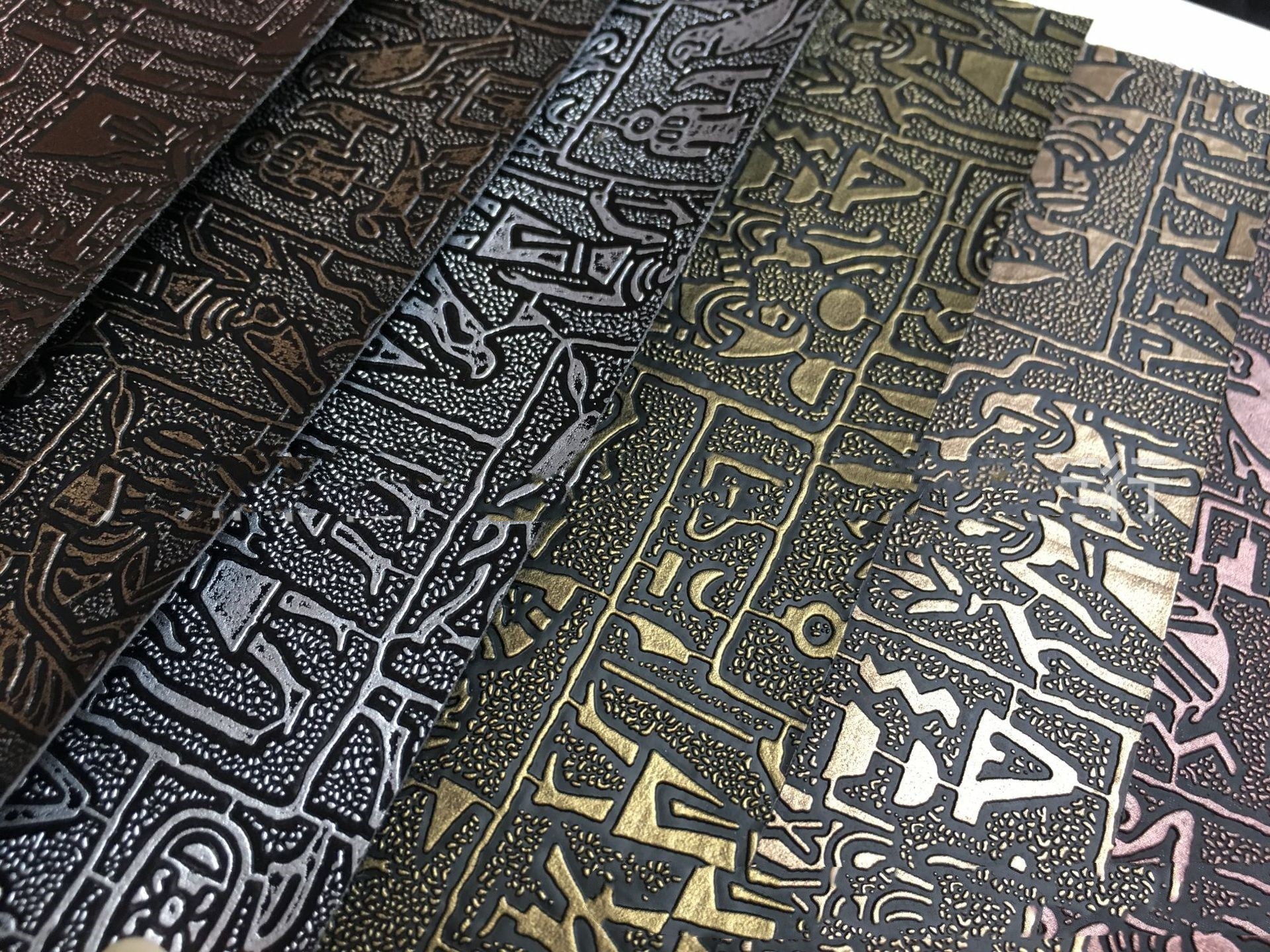 KTX-633427 Egyptian Antique Pattern PVC Leather Fabric for Multifunctional Use