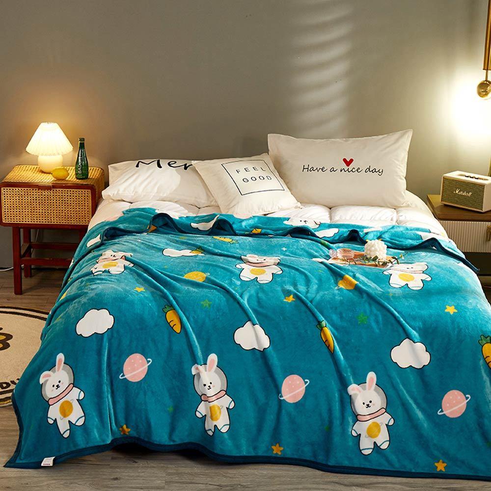 KTX-636051 Cozy Cartoon Coral Fleece Blanket for Autumn and Winter – Multiple Patterns Available