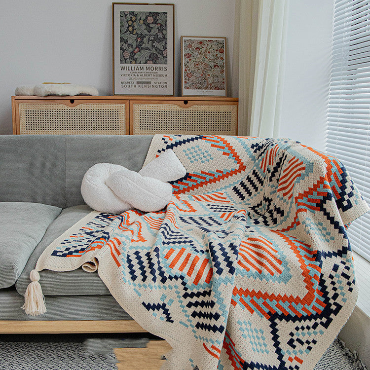 KTX-639507 Whole Body Acrylic Blanket with Geometric Pattern for Dormitory Naps