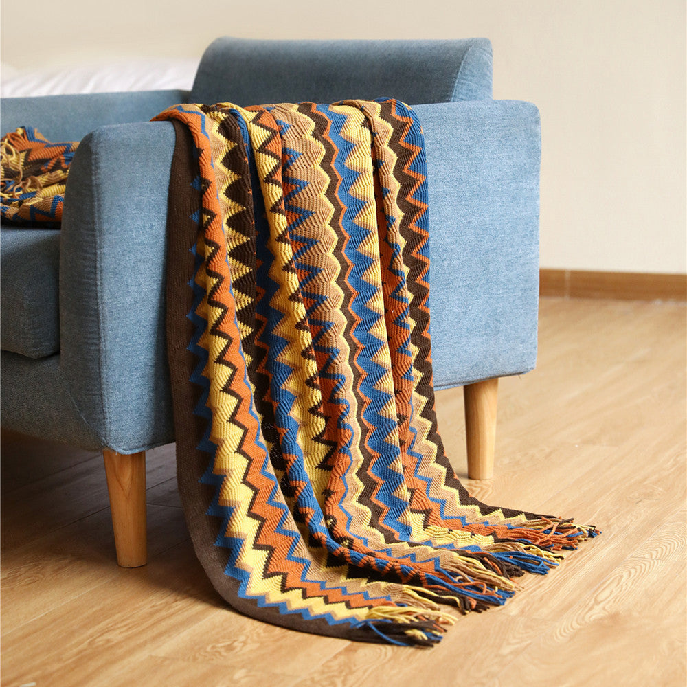 KTX-640275 European Style Knitted Blanket - Soft Acrylic Fiber, Striped Design, Ideal for All Seasons, Perfect for Home or Office Use