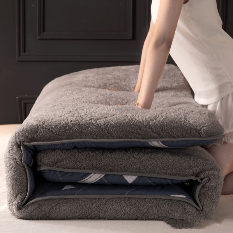 KTX-642131 Winter Lamb Wool Mattress - European Style, Moisture-Absorbing, Breathable Lamb Velvet Fabric, Multiple Sizes Available
