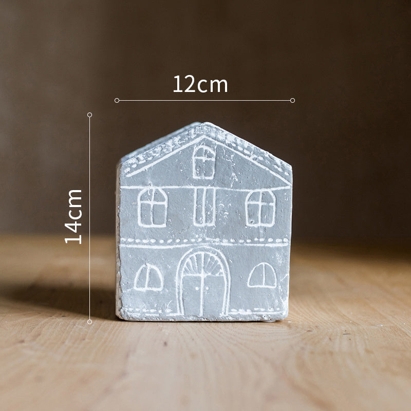 KTX-642579 Charming Ceramic Little House Flower Pot for Garden and Balcony Decor