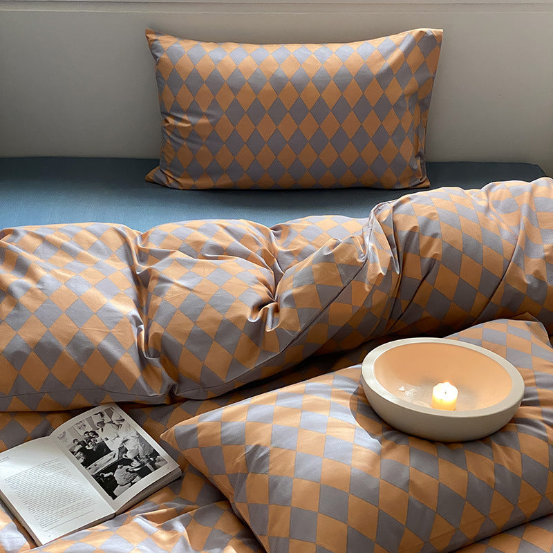 KTX-653331 Four-Piece Bedding Set with Quilt Cover, Bed Sheet, and Pillowcases - Multiple Floral and Checkerboard Designs for 1.5m and 1.8m Beds