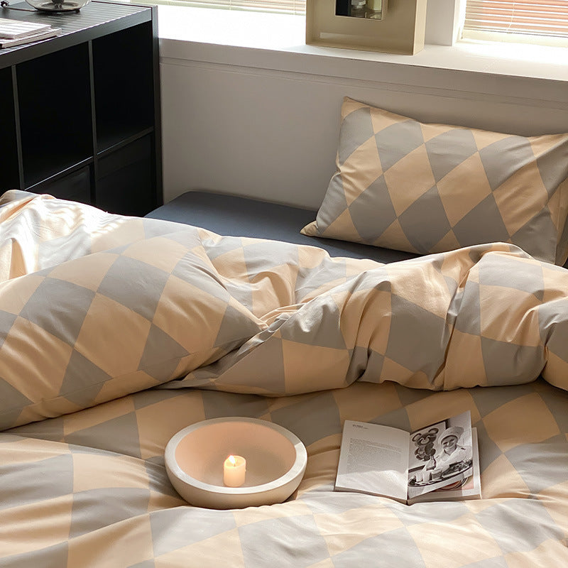 KTX-653331 Four-Piece Bedding Set with Quilt Cover, Bed Sheet, and Pillowcases - Multiple Floral and Checkerboard Designs for 1.5m and 1.8m Beds