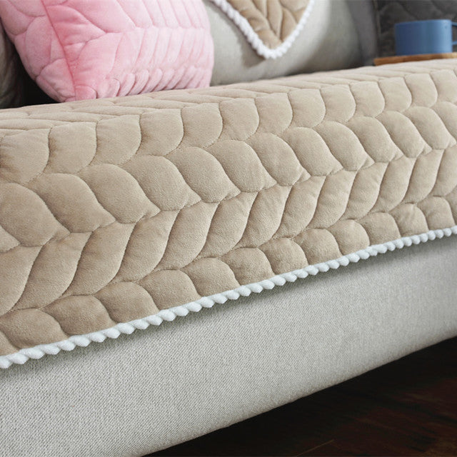 KTX-656083 Thick Plush Quilted Anti-Slip Sofa Cover for Sectional and Modular Sofas, Warm Soft Winter Design