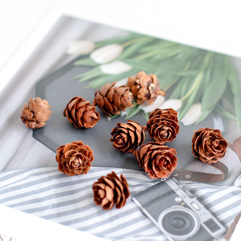 KTX-660691 Fire-Free Cinnamon Pine Cone Aroma Diffuser Cup - Natural Dried Floral Design for Relaxing Ambiance