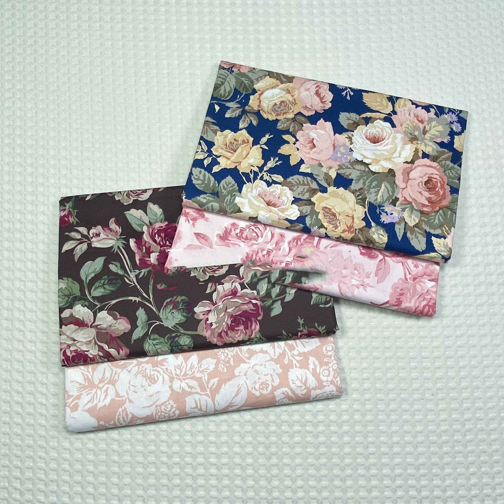 KTX-661715 Rose Flower Cotton Twill Fabric - Plants and Flowers Pattern in Blue and Coffee Variants, 0.5 x 1.6 M